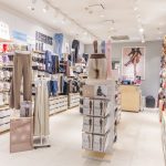 Wnętrze salonu bielizny Calzedonia w M1 Czeladź