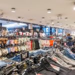 Wnętrze sklepu New Yorker w M1 Czeladź