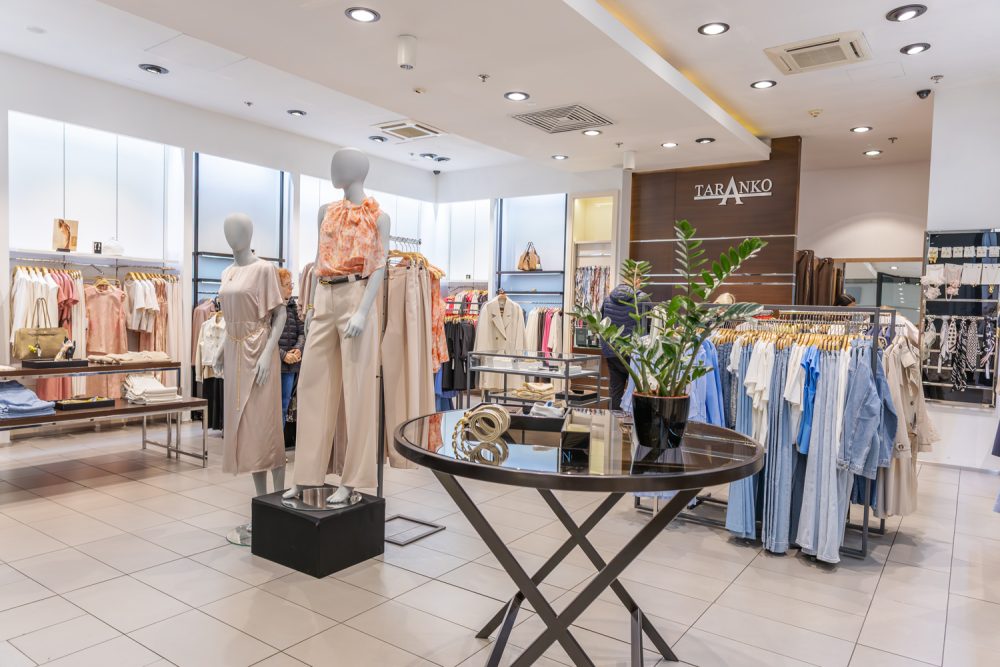 Wnętrze salonu Taranko w M1 Czeladź