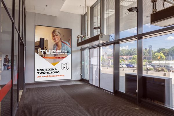 Baner zlokalizowany przy Rituals, Empik i Rossmann o wymiarach 3x4,5m i łącznej powierzchni 13,5 m2.